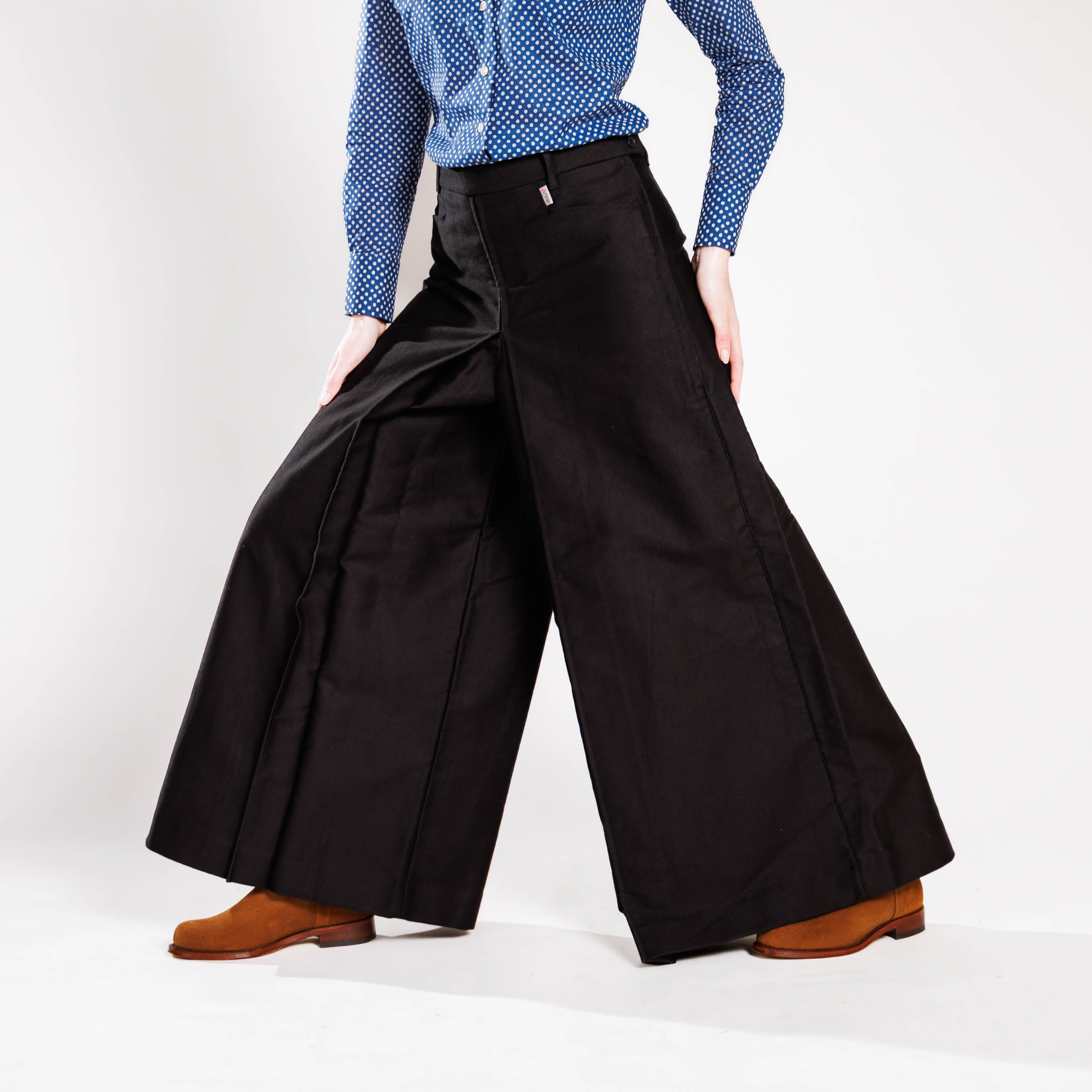 Jupe Culotte Gardiane Noire