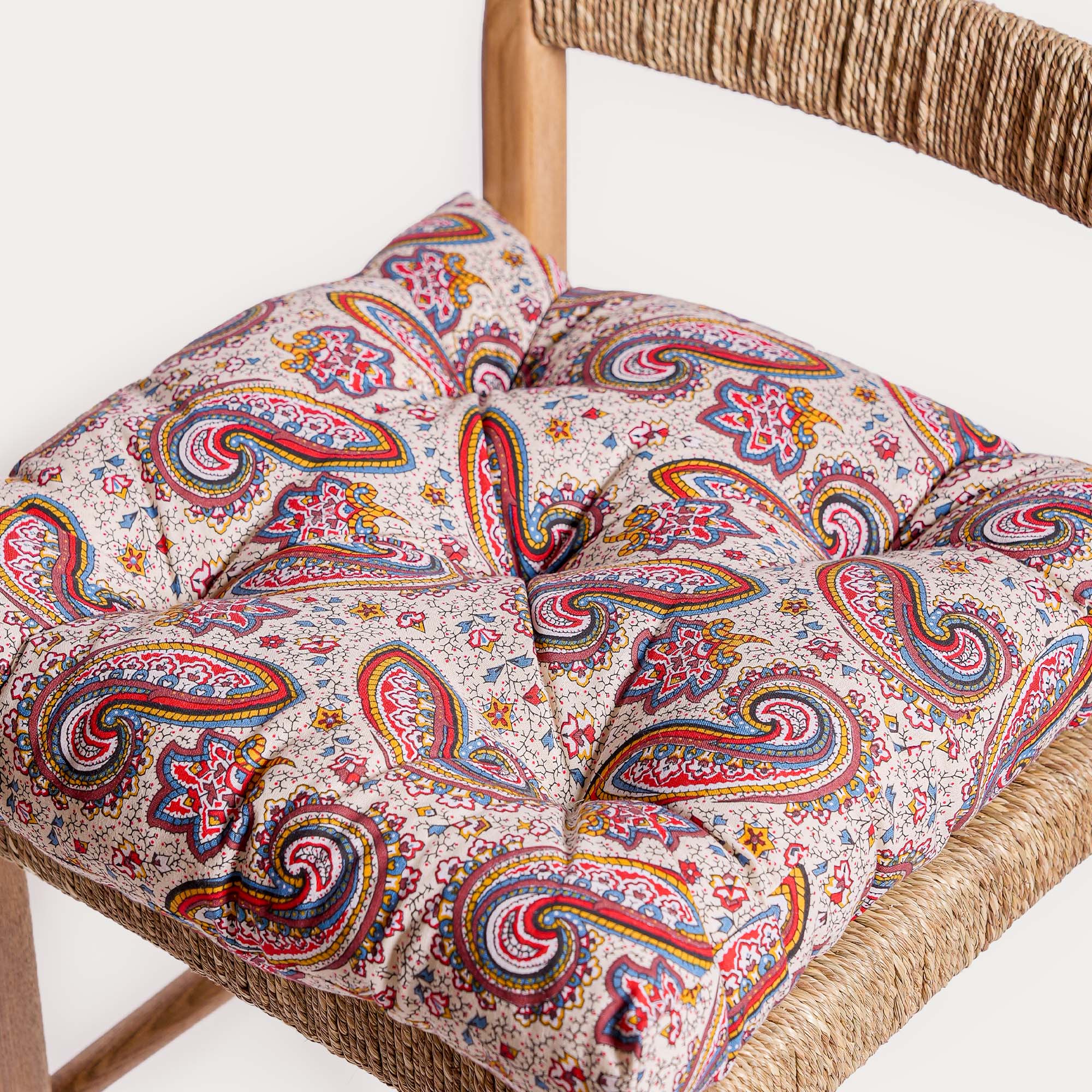 GIANT CASHMERE ARENES CUSHION
