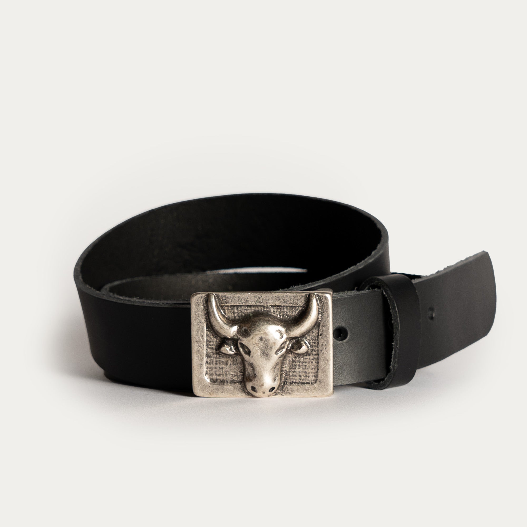 Leather belt TAUREAU silver