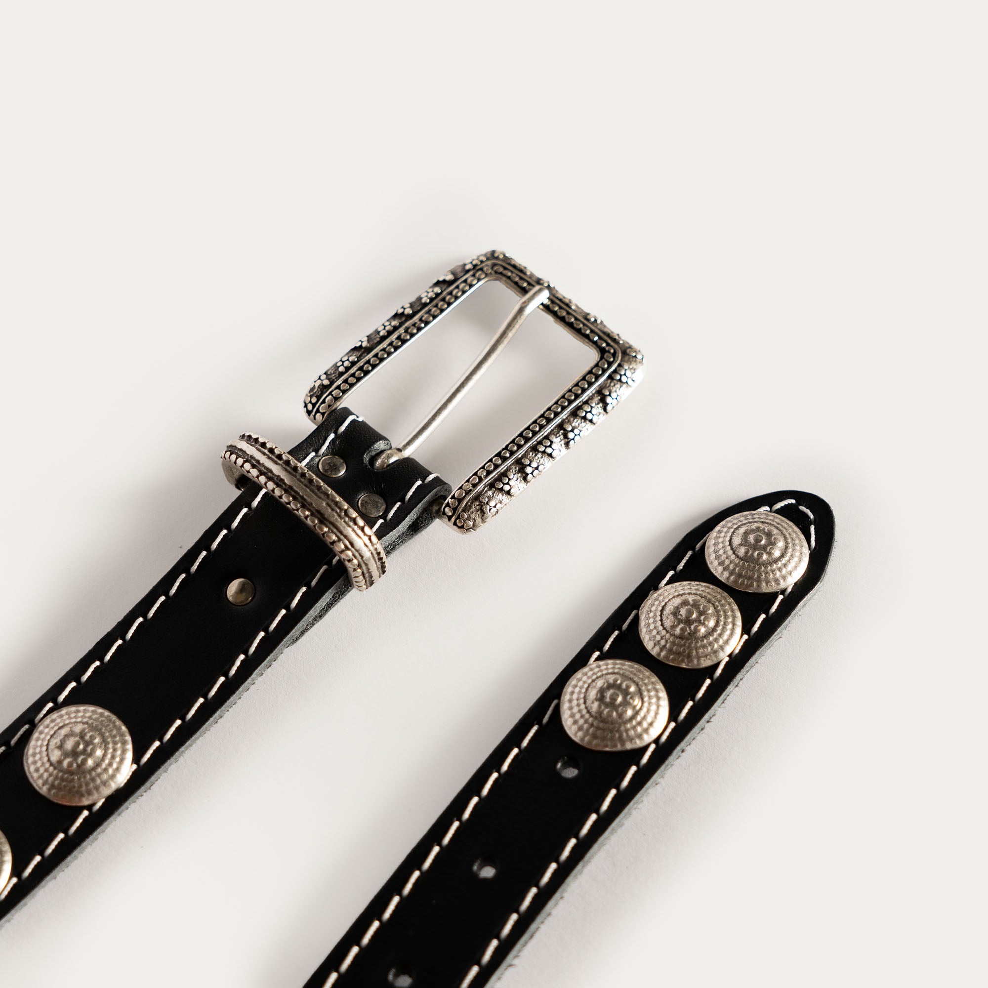 MEDALLION BELT