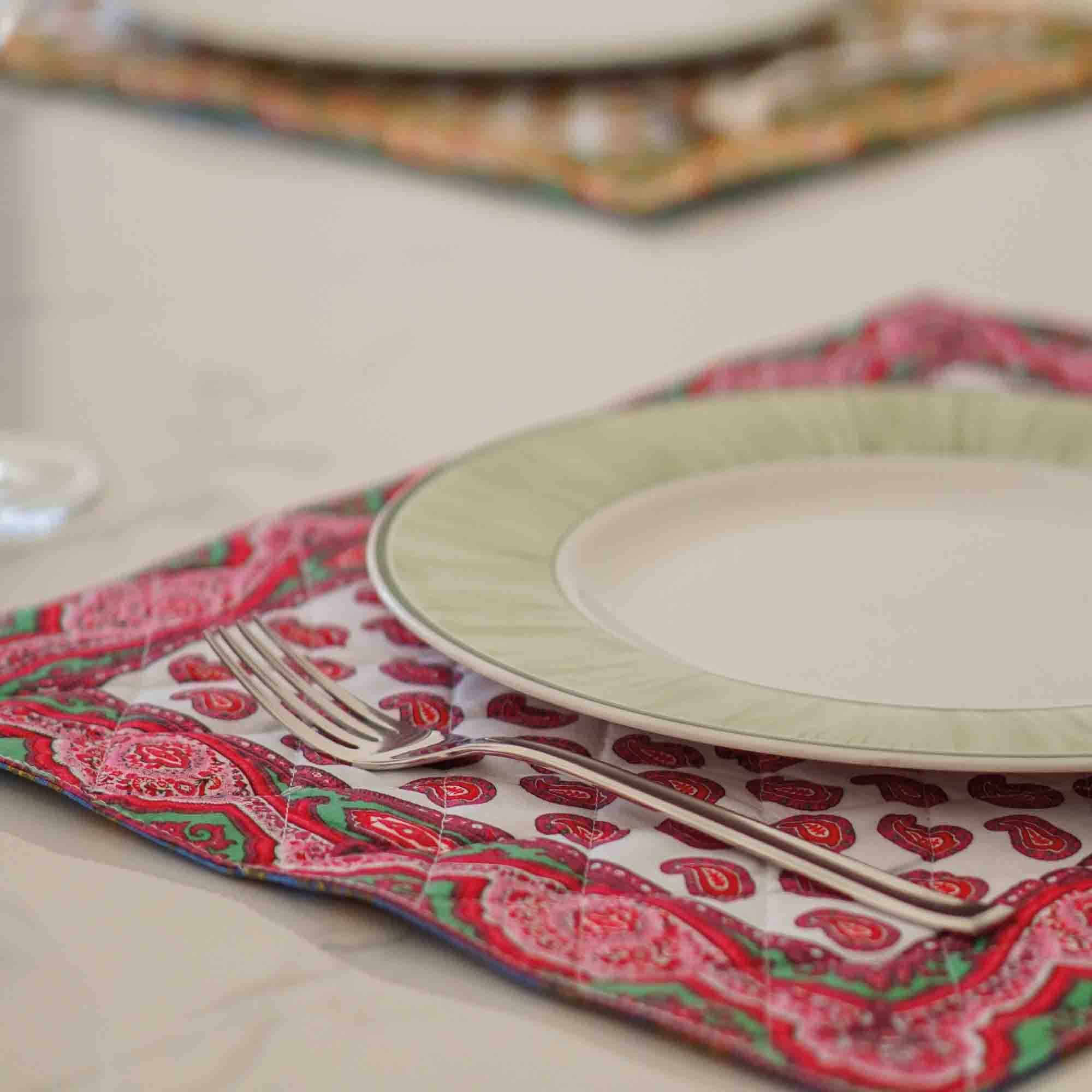 Set de Table Matelassé Foulard Bonbon