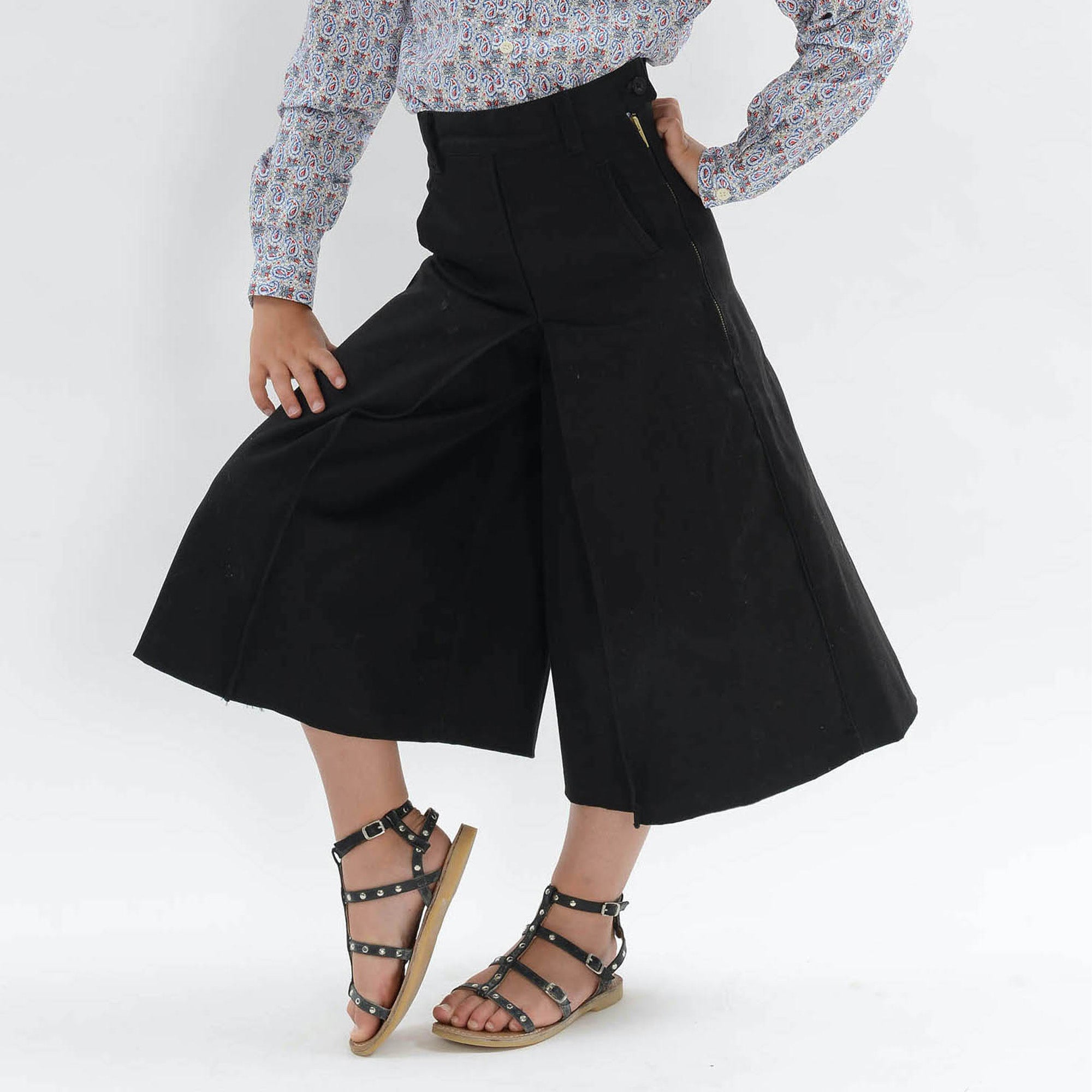 Black Divided Gardiane Riding Skirt