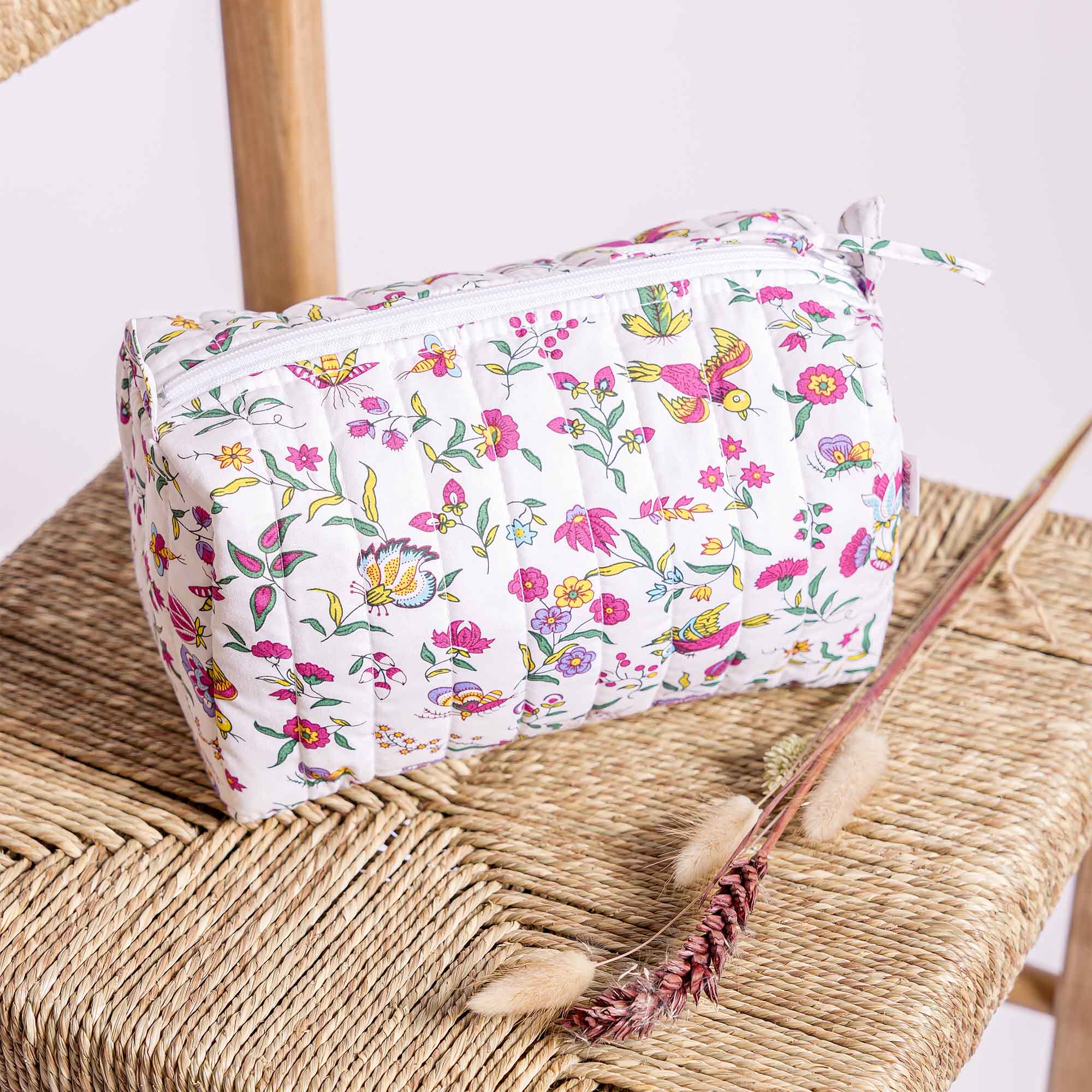 Faraman Chaffarcani Toiletry Bag White Pink