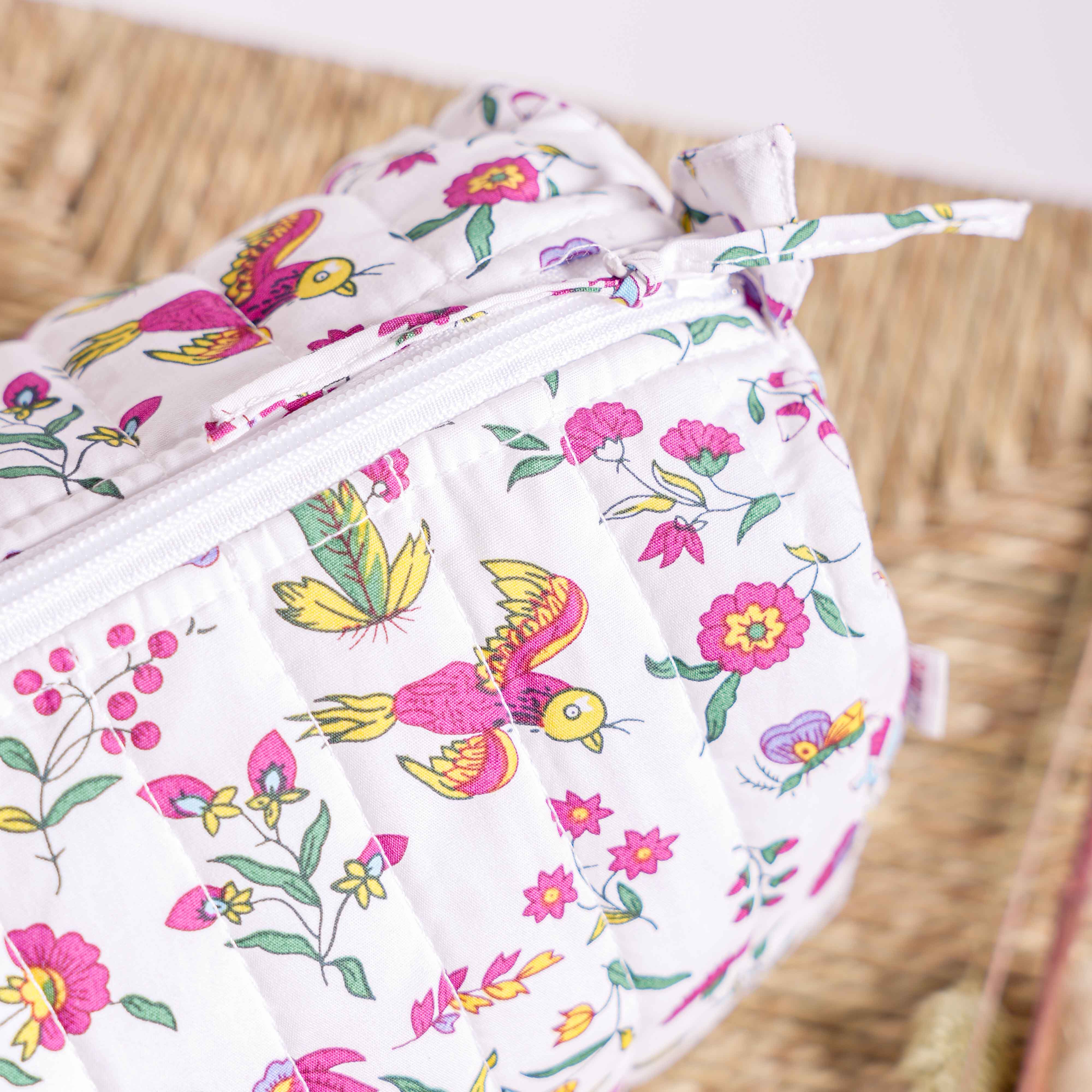 Faraman Chaffarcani Toiletry Bag White Pink