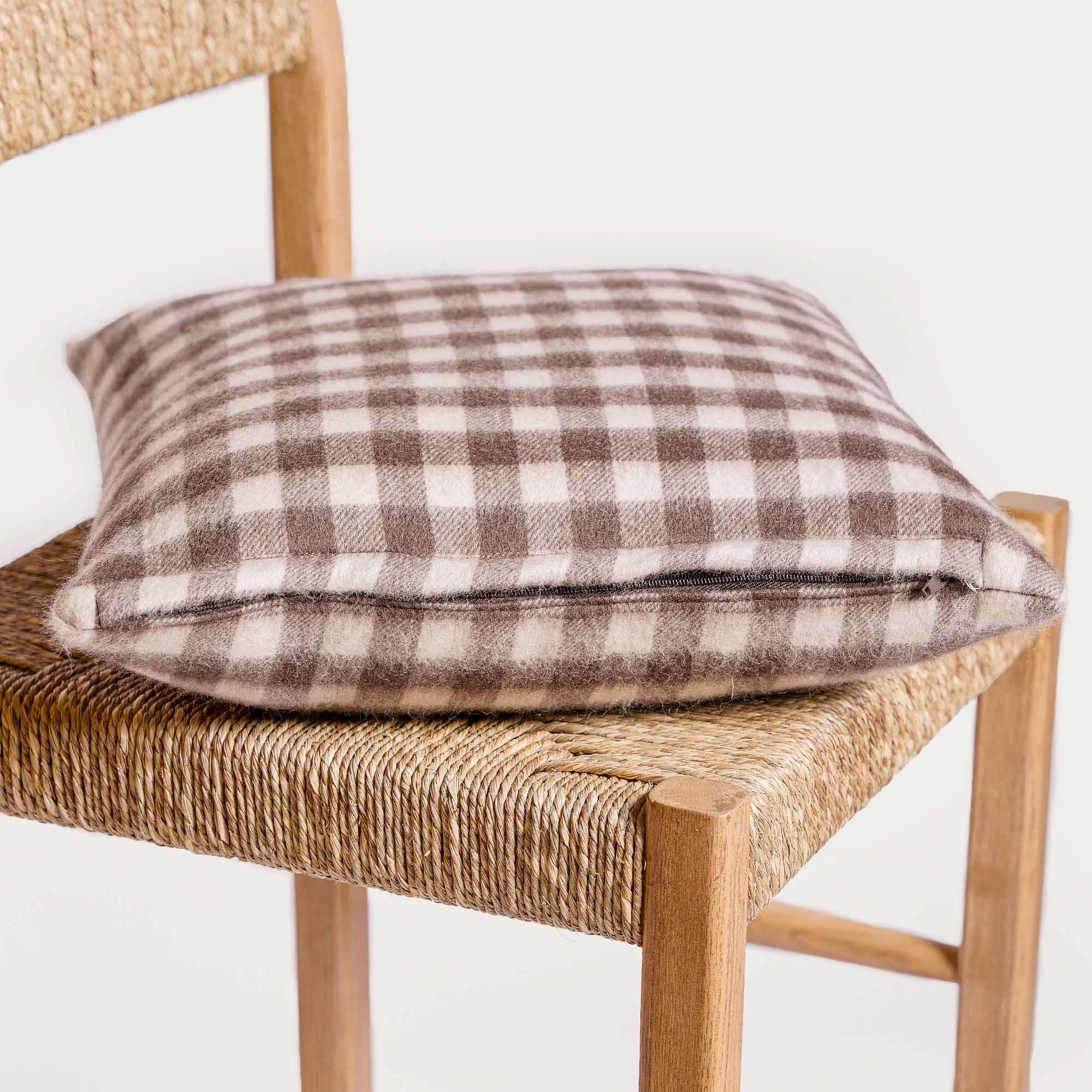 Coussin Laine Camargue