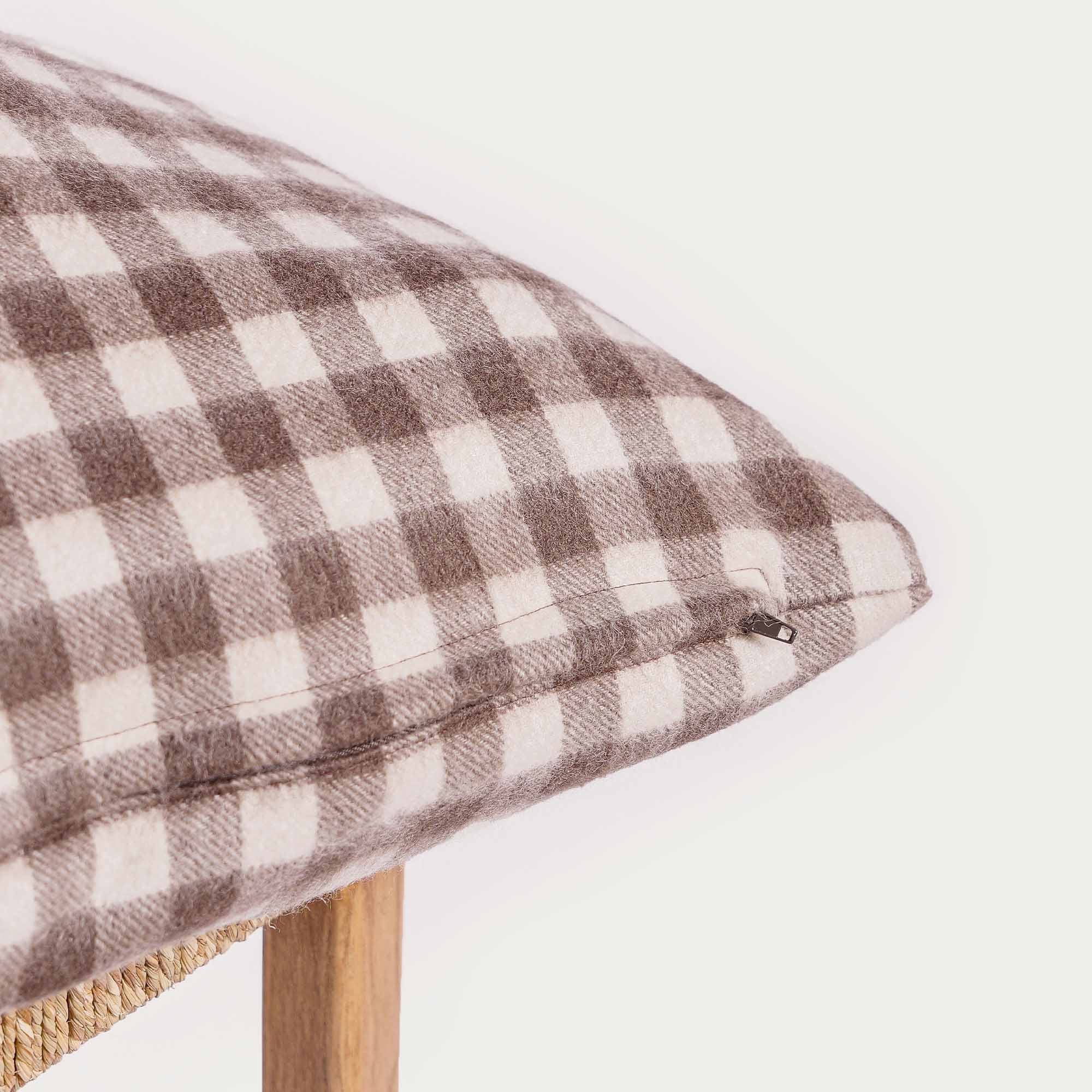 Coussin Laine Camargue