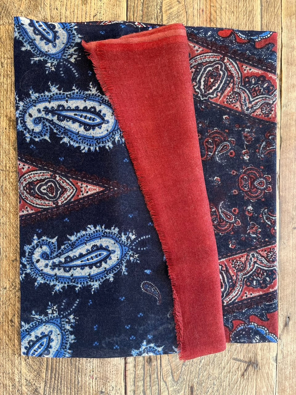 Wool Scarf ACTEUR Red
