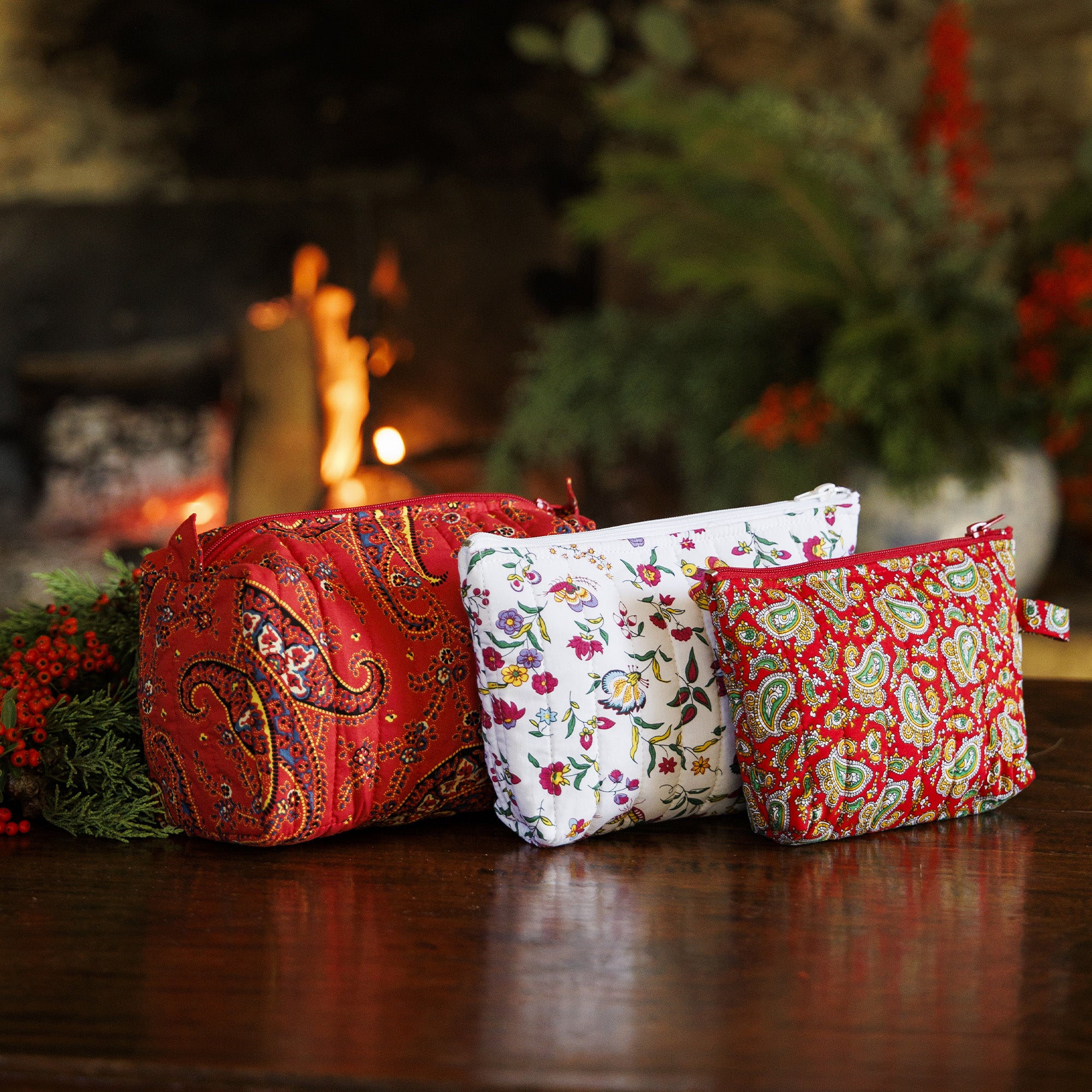 TROUSSE FARAMAN GRAND BOTEH ROUGE