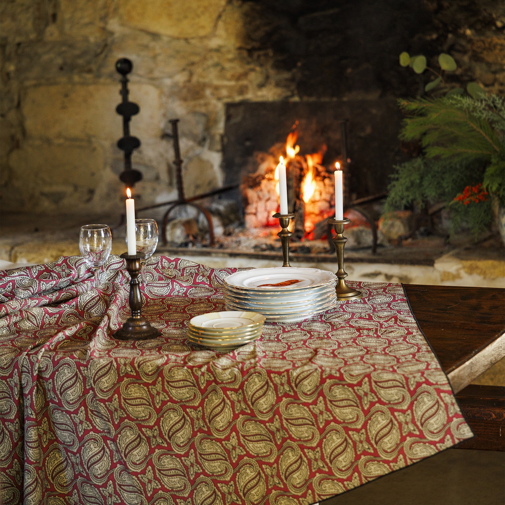 NAPPE LIN PAISLEY ANCIEN Rouge Impérial