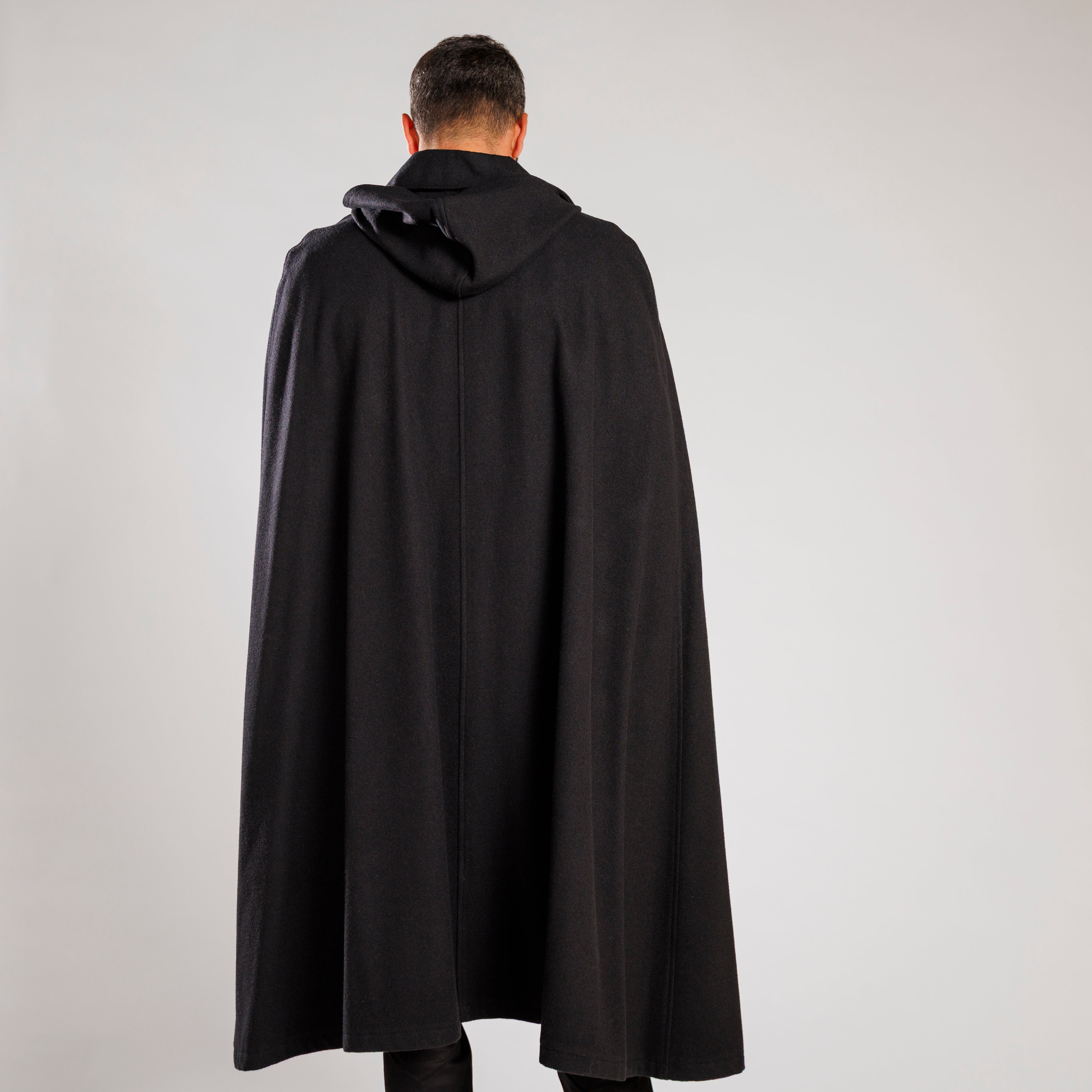 CAPE DE BERGER CAPUCHE Noir