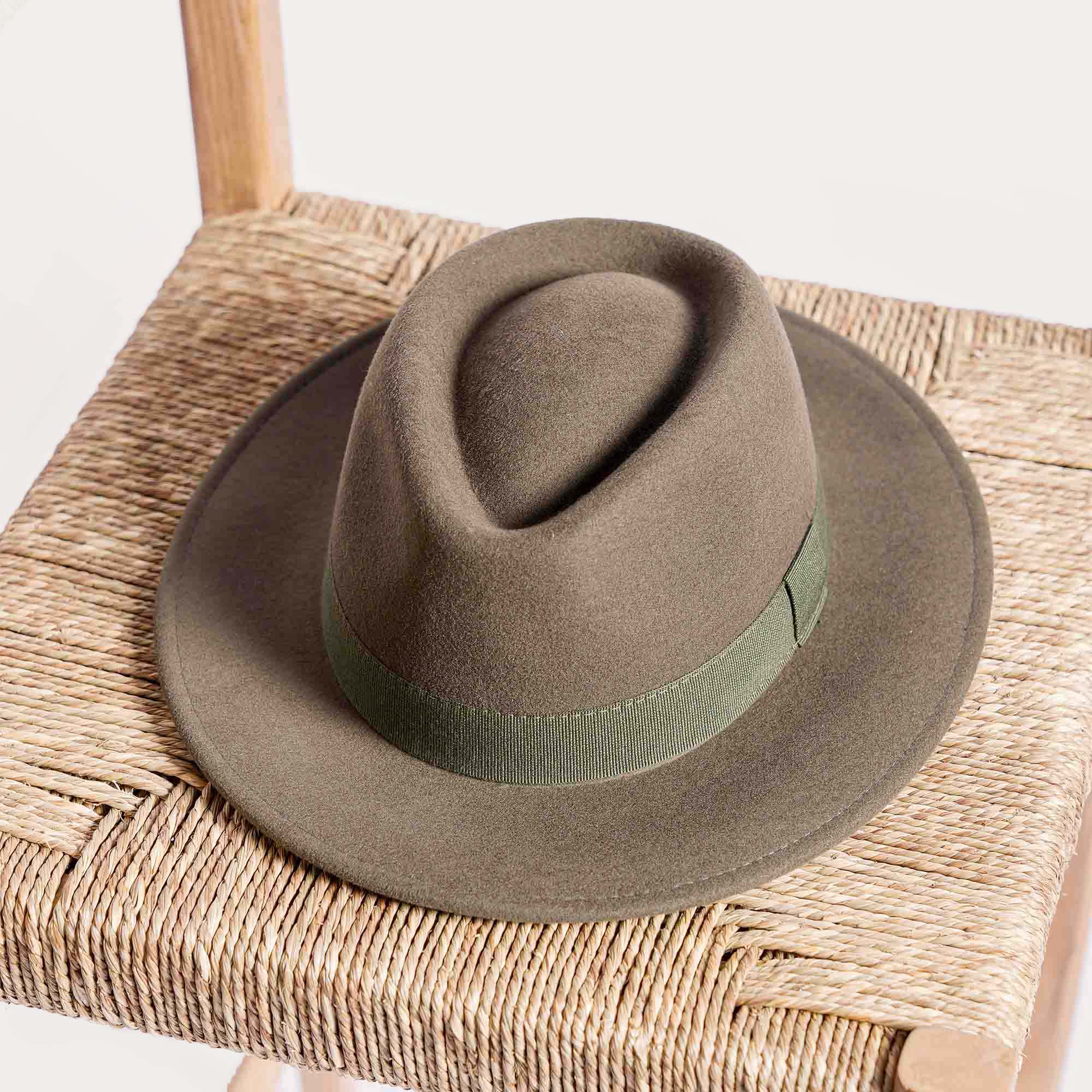 KHAKI CASHMERE HAT