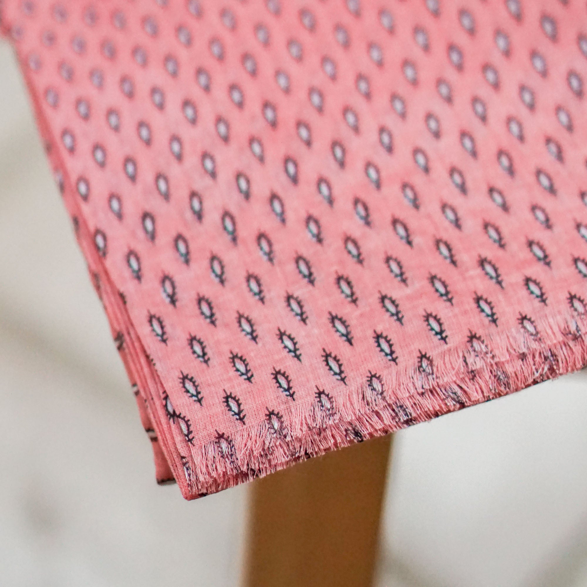 FOULARD MANADE PLUME FRAISE