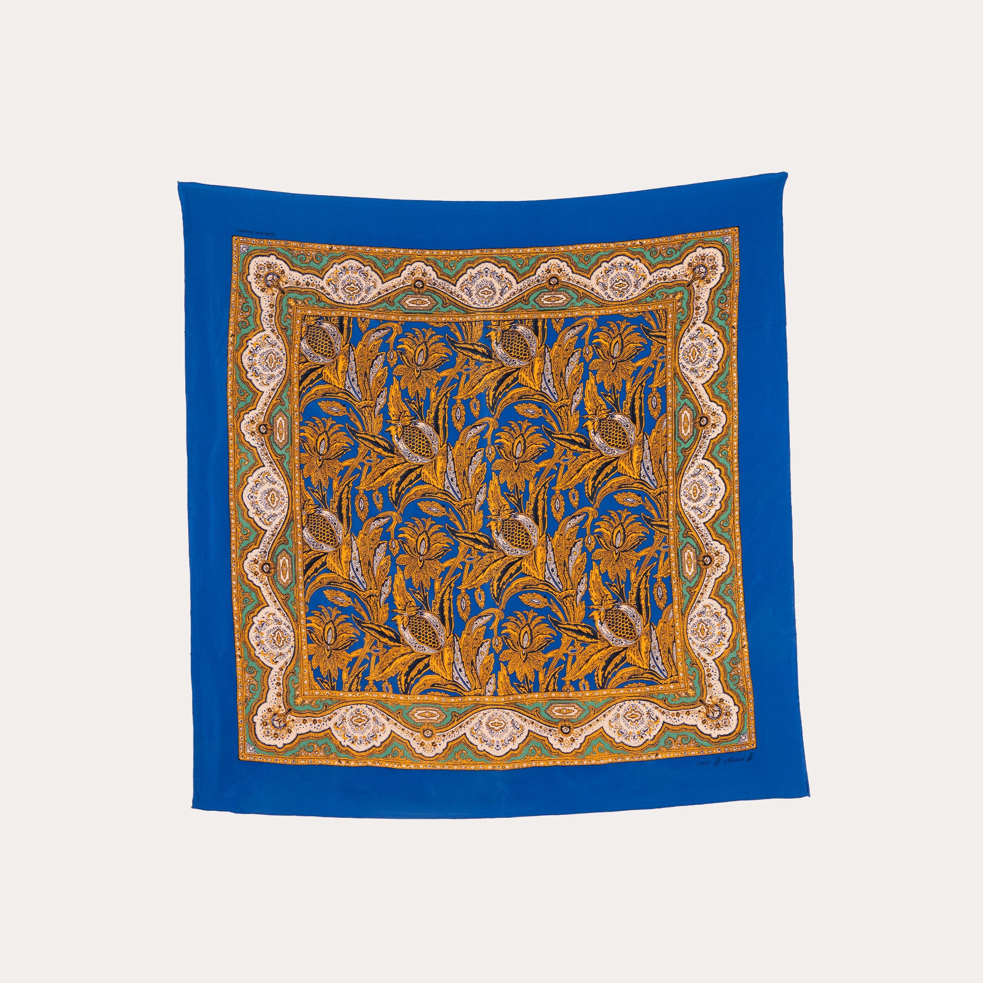 ARTIST SCARF