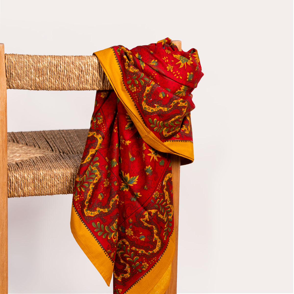 FOULARD VINTAGE Tarasque Pourpre